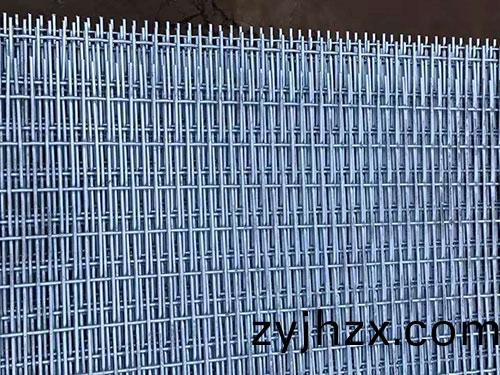 豬(zhu)牀(chuang)編製篩網(wang)